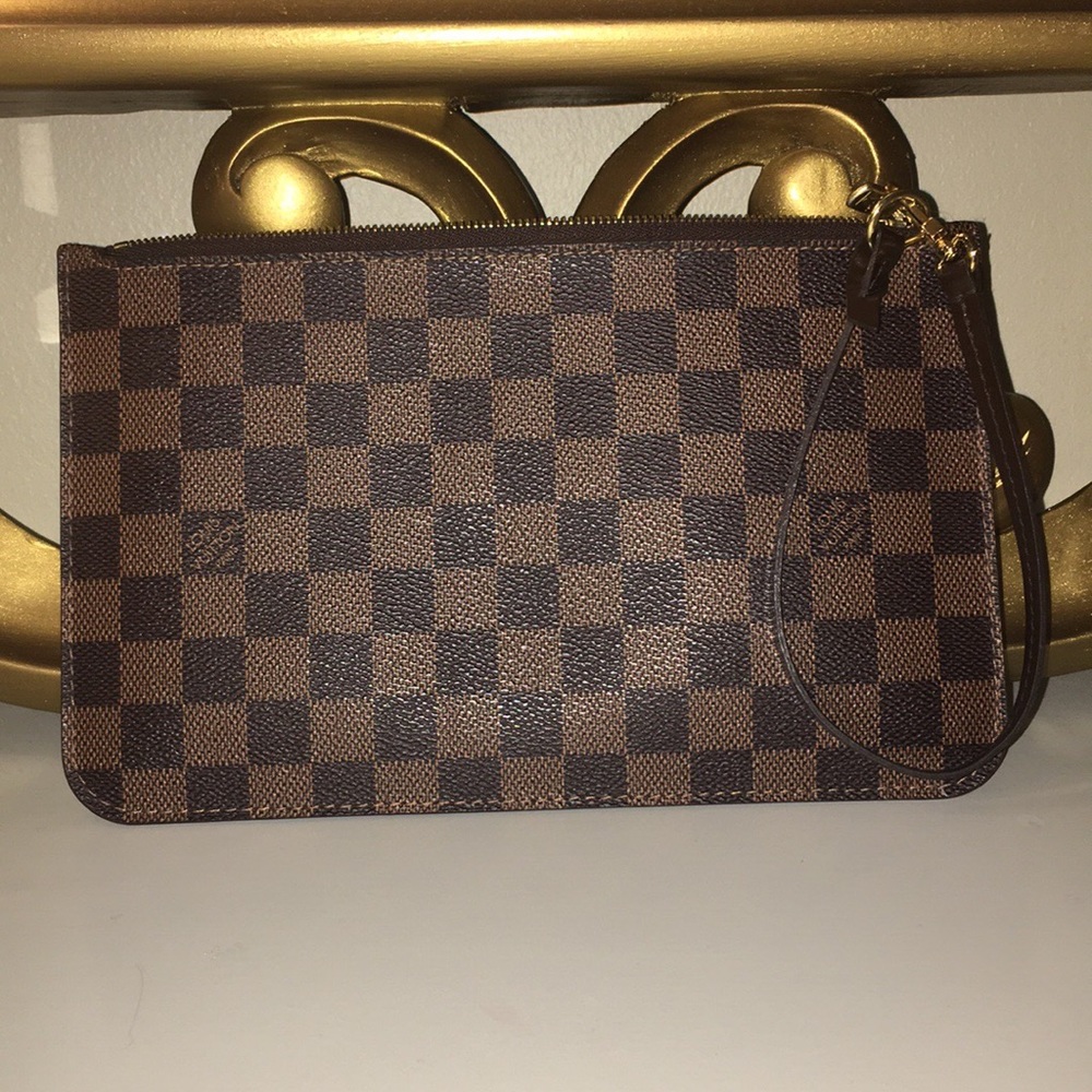LV  clutch